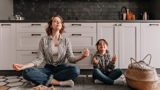 Mindfulness w rodzinie: jak wprowadzić uważność do życia domowego